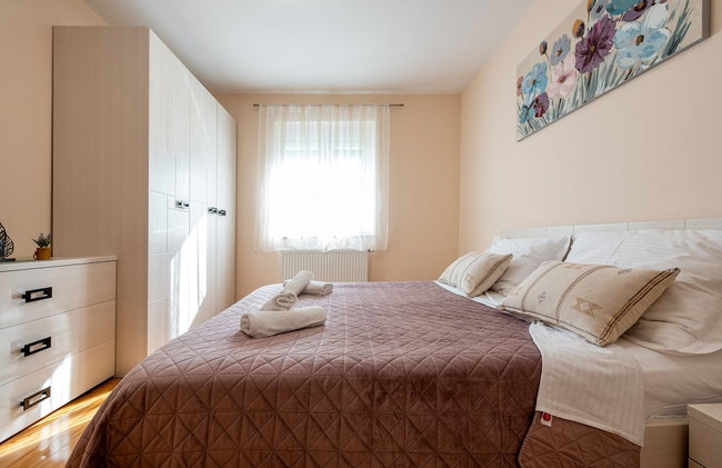 Holiday House BALEN with Swimming Pool - Foto 3