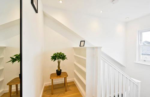 Stylish 3 Bedroom Apartment - Foto 15