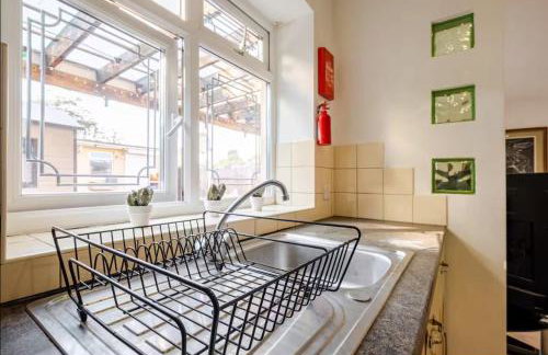 Spacious 2BDR Apartment, WIFI+ Great TV - Foto 30