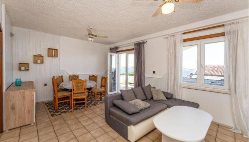 Stunning Apartment In Rtina - Foto 3