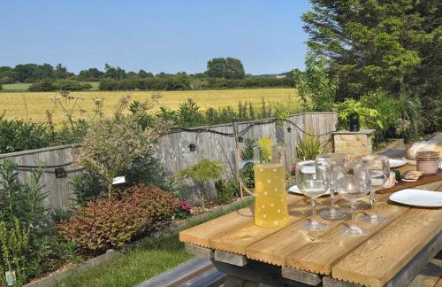 Caesars Lodge - Photo 16