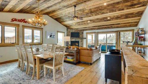 Luxe Cabin w/Hot Tub and Amazing Views - Foto 3