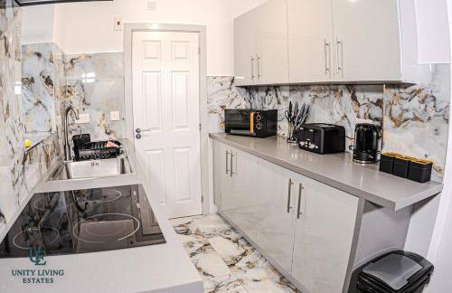 The Modern Suite 1BR Apartment Near Etihad Stadium & Coop Live - Foto 38