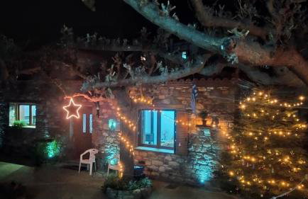 ''The Stone'' - Photo 23