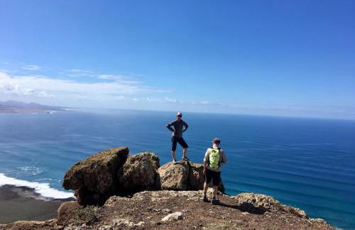 Casa Lili - Shared Pool - Close to Seafront Promenade - Sea Views from upper terrace - Foto 26