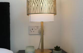 Elegant & Serene 3-BR Retreat Minutes from Heathrow Airport-London- Slough central-Legoland-Ascot-Windsor for Contractors-Families-Relocators-Businesses - Foto 11