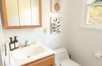 Hudson Valley Haven - NY - Photo 30