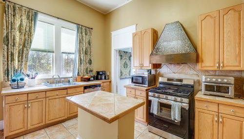 Explore Jackson! Historic Belhaven Home with Porch - Foto 2