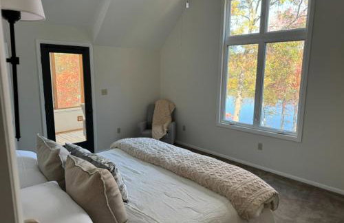 Modern Lakefront Getaway Jersey Shore - Foto 7