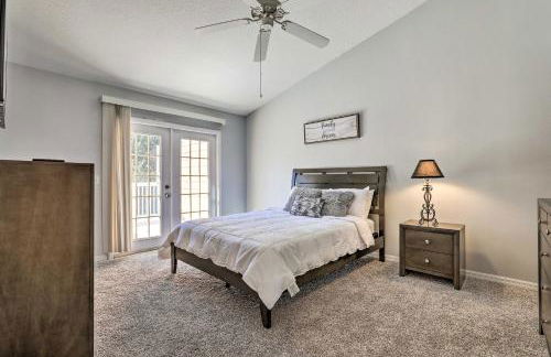 Less Than 8 Mi to Disney Getaway with Deck in Kissimmee! - Foto 13