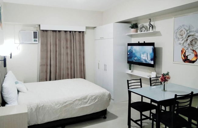 Outdoor Pool Studio Sleeps 2 - Tv, Aircon - Foto 1