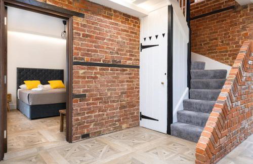 Amos Lodge Deluxe Accommodation - Photo 23