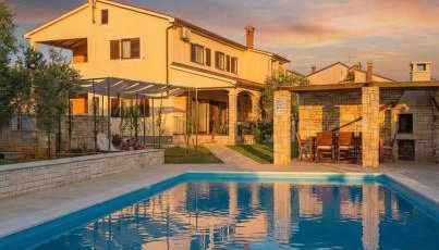 Villa Debora with private pool and backyard, Pet friendly - Foto 2
