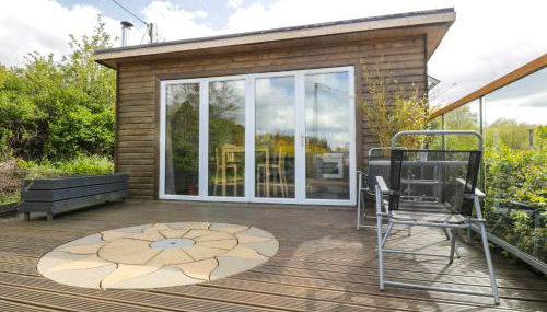 Blackbrae Cabin - Photo 2