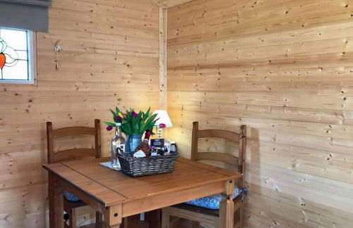 Arniss Lodge - Photo 26