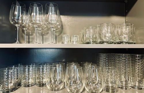 Stylish 3BR with Patio Walk to State Capitol - Foto 12