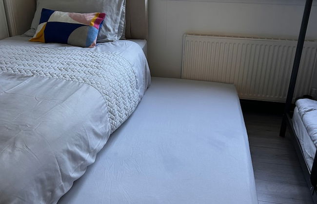 Modern Apartment-sleeps6-parking-seft Check in - Foto 3