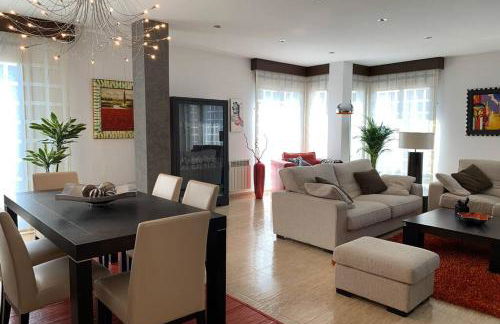 Apartamento Miramar . Amplitud y Comodidad - Foto 1