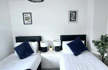 Corby Stay 2BR Work Trips & Family Friendly - Foto 20