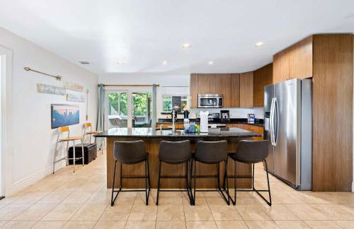 Screened-in Porch Walkable to Soco - Foto 23