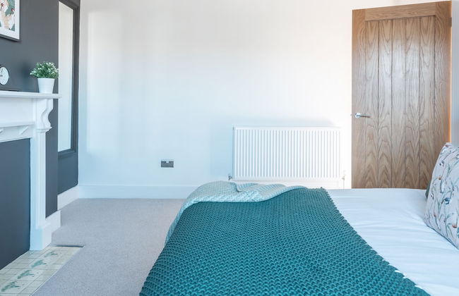 Kensington Place - 4 Bedroom Home w Free Parking - Photo 57