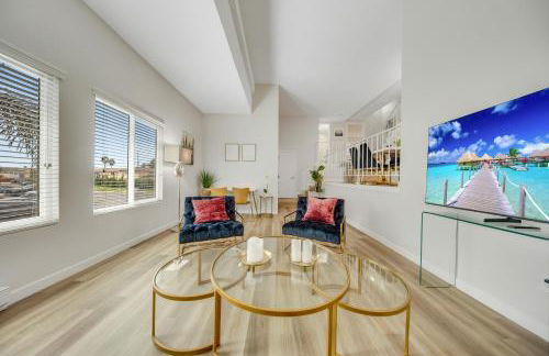 Oneluxstay 3BR Home Near the Beach - Foto 32