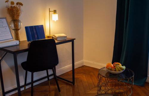 Le Charme D'Antan - Terrasse - Balcon - Hypercentre Evreux - Foto 10