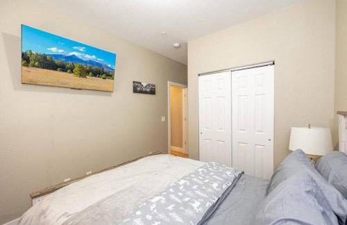 Luxury Home Downtown NAU Route 66 Snowbowl - Foto 28