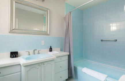 Vista by Avantstay Stunning Estate w/ Views of the Pacific Ocean Pool & Spa - Photo 40