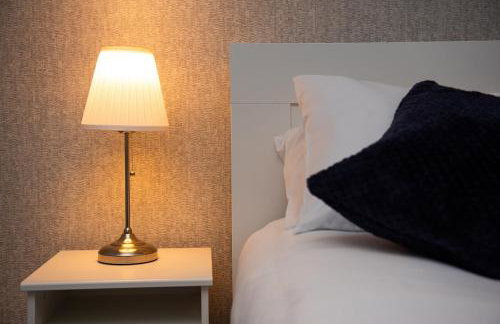 Large 4BDR House By Hyped Properties Short Term Rental Agency With Free Parking & Long Stays Shirebrook - Foto 48