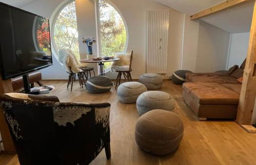 Glückliche Kuh-Villa - Achtsamer Rückzugsort mit Traumgarten, Schwimmteich & Raum zum Sein bis 18 Personen - Allgäu - Foto 8