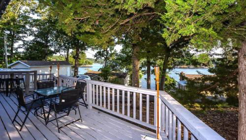 Funky Little Lakehouse - private dock and sunset view - Foto 4