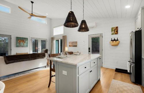 The Cottage at Woodpecker Ridge - Morganton GA Retreat for Two - Foto 16