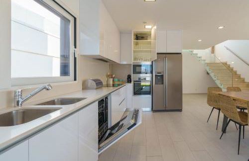 Villa Beach and Friends with ocean view - Photo 27