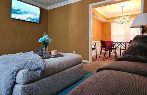 Friends & Family Suburban Retreat - Foto 24