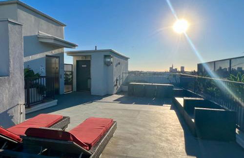 Century City Cozy 3 Bedroom Apartment with Parking 302,303 - Foto 4