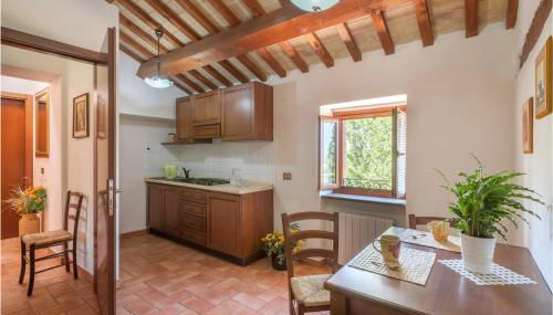 Lovely Home In Tolentino With Kitchen - Foto 5