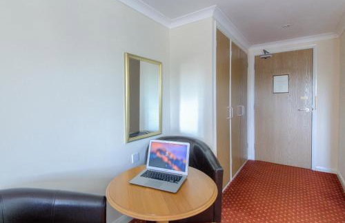 Wayford Bridge Inn Hotel - Photo 34