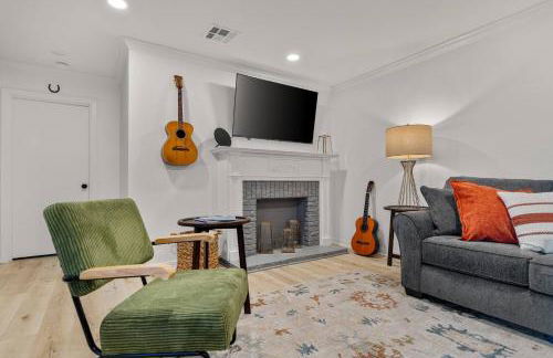 NEW! CowboyPool* 2Kings* Sleeps12* GroupTrip* - Foto 1