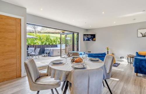 2 Bed in Heyope 94203 - Photo 2