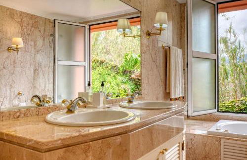 Casa das Bromélias, a Home in Madeira - Foto 37