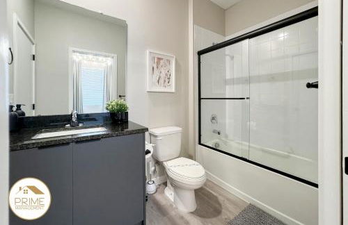 Elegant 3BR Townhouse wResort Pool10 Min Disney - Foto 31