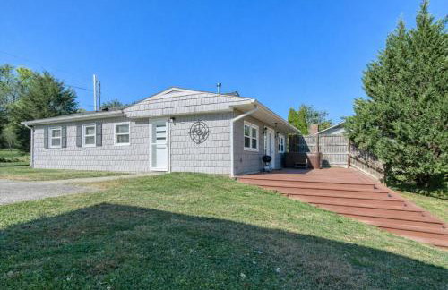 New River Riverfront , Hot Tub & Canoes, Trophy Muskie Fishing , Near VT - Foto 49