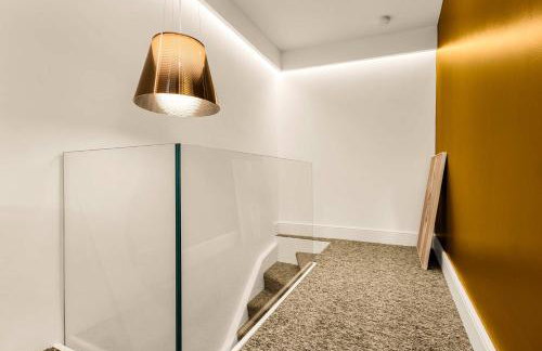 Contemporary Mews Home - Foto 31