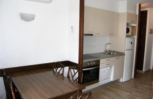 Apartment for 5 people with garden - Photo 8