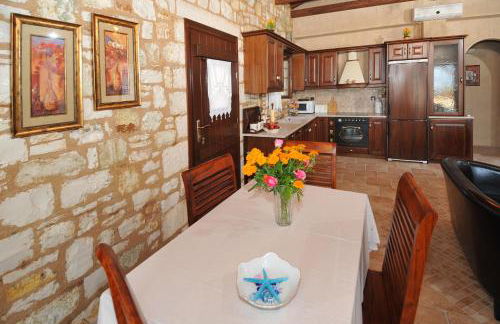 VILLA KOUTSOYPIA STONE HOUSE - Foto 8