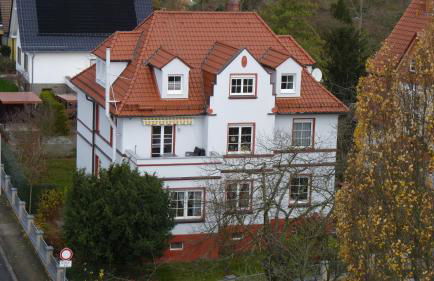 Ferienwohnung & Apartment Kunsthaus Panorama mit Balkon - Photo 24