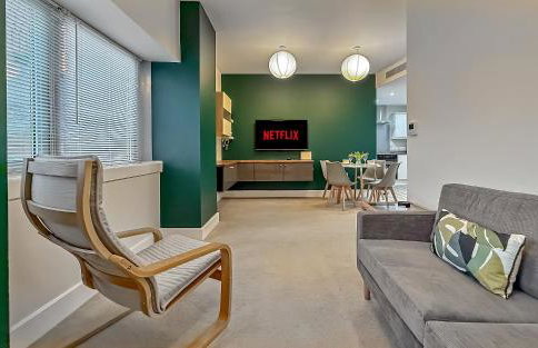 PRIME CITY CENTRE MK STAY, Stylish Spacious Apartment, AIR CONDITIONG, Two bathrooms, FREE GATED ALLOCATED PARKING & Lift access - Foto 15