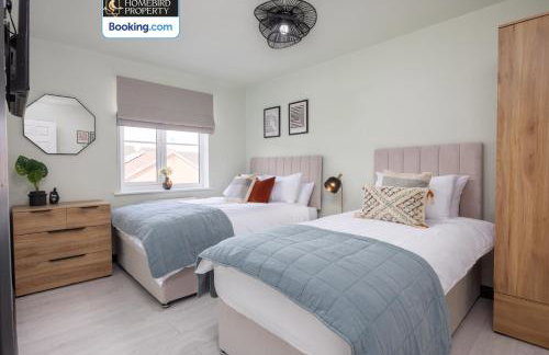 Luxuriou 5 Bedroom House By Homebird Property Management Short Lets & Serviced Accommodation Leeds With Private Parking & Free WiFi - Foto 4