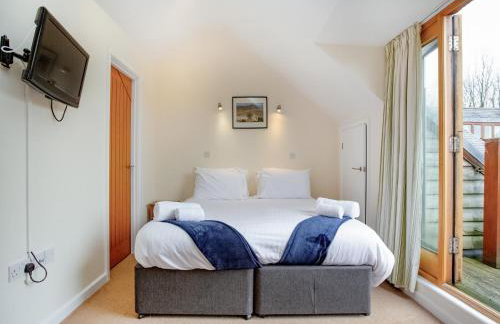 Kingfisher - Photo 11